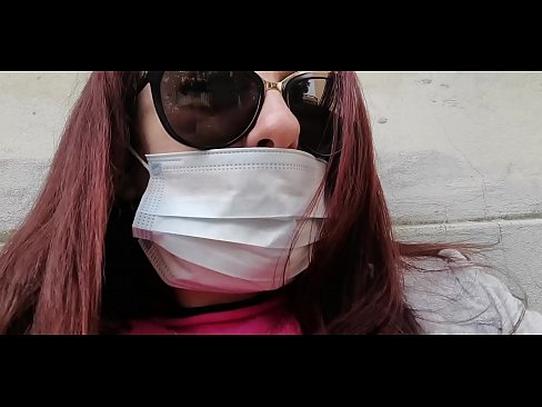 ❤️ Nicoletta报复她的邻居，在他的车库里撒尿（特别Covid19意大利检疫局） ❤❌ Fucking video❌❤