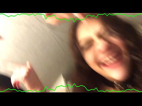 ❤️ 两位性感的黑发美女情感内裤留住混蛋古怪的婊子 ❤❌ Fucking video❌❤